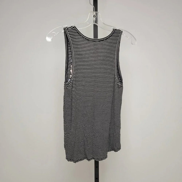 AMERICAN Eagle  Soft & Sexy Tank - Picture 3 of 3